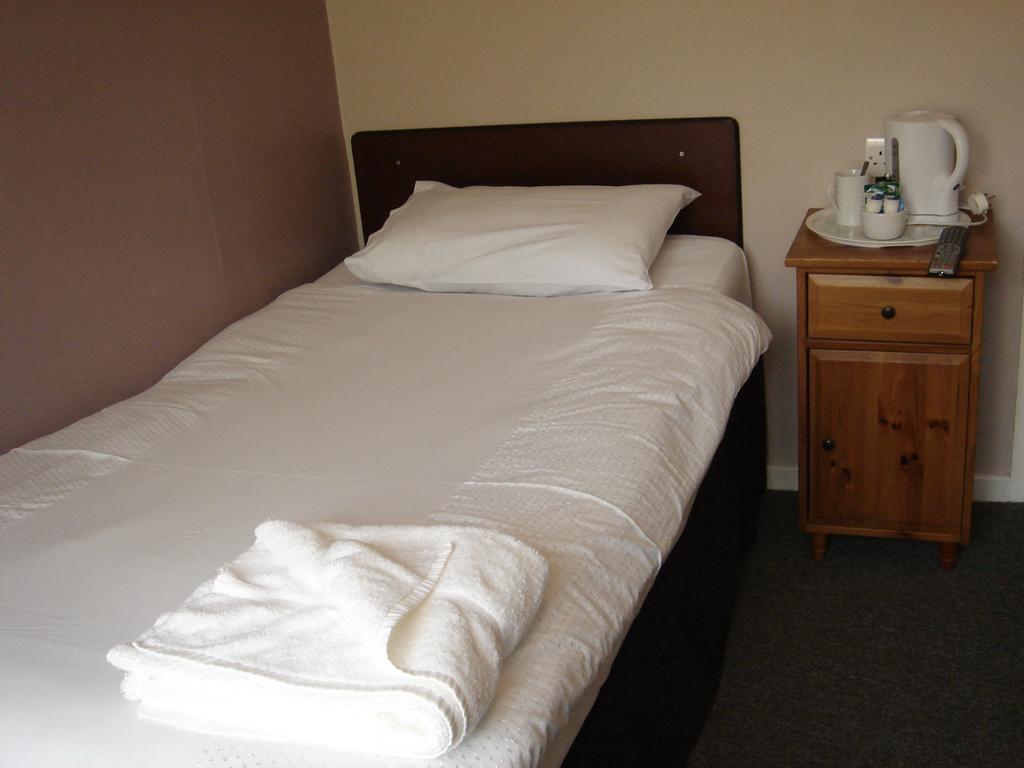 Prince Hotel Smethwick Szoba fotó